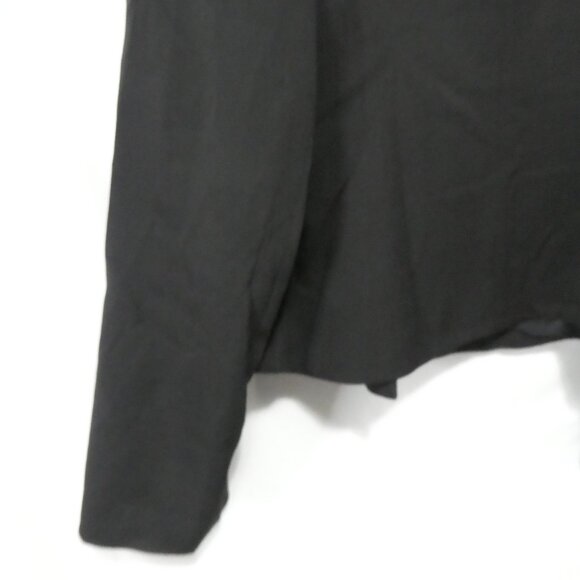 PRETTYLITTLETHING - Plus | 20 | Black Blazer | Single Hook Fastened | NWT - Picture 12 of 14